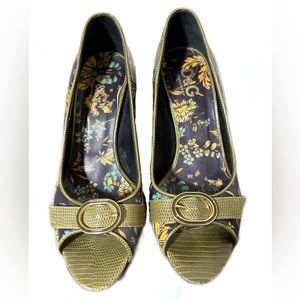 Dolce & Gabbana Floral Peep-Toe Heels (US 6)
